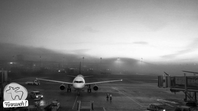 Flughafen München an einem nebligen Januar-Morgen.